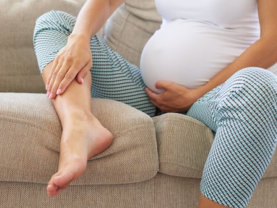 Болят ноги при беременности: причины и лечение